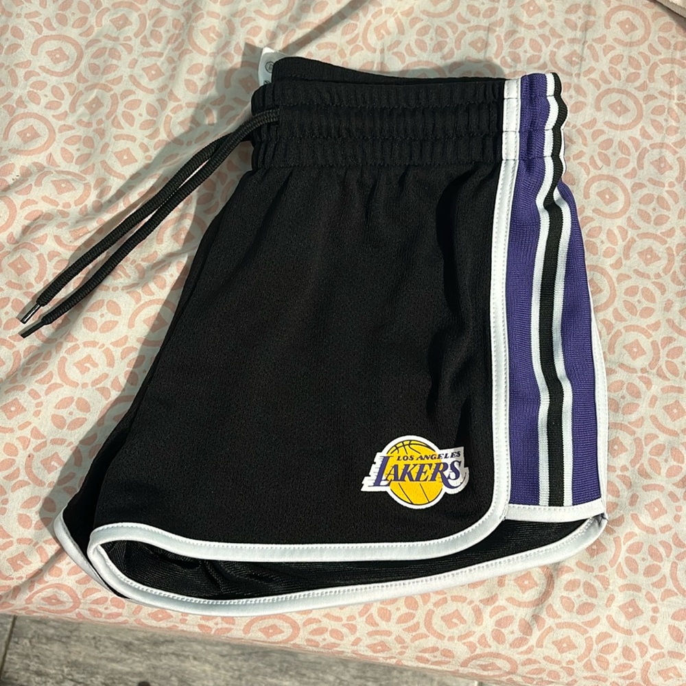 Lakers shorts